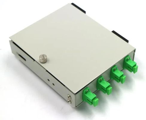 Noyau optique FTTH du coffret d'extrémité de fibre de bâti de mur de série de FTB 4 avec des adaptateurs de RPA