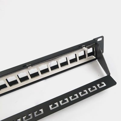 Port 1U C5/C5E trapézoïdaux C6 du tableau de connexions du réseau RJ45 24 avec la barre de Mangement
