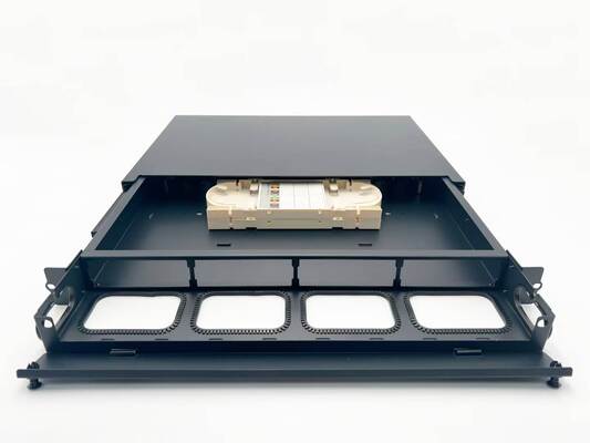 Panneau de brassage ODF 1U Cores MTP MPO -LC, châssis, boîtier coulissant pour 4 cassettes avec gestion des câbles